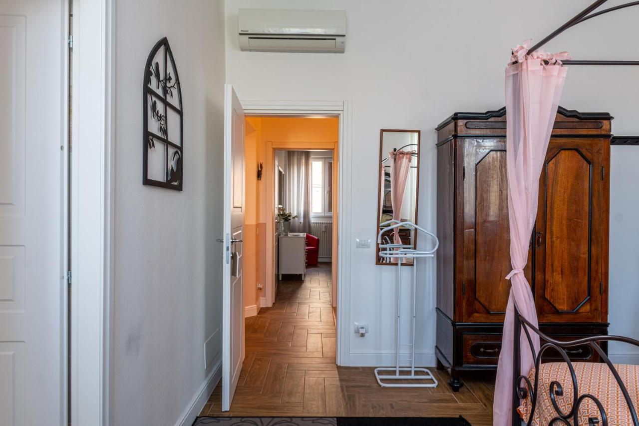 Gold Maison Villa Ферара Екстериор снимка